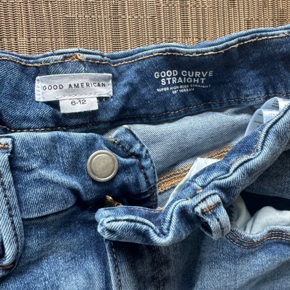 Good American crop jean fits 6-12 - Picture 2 of 4